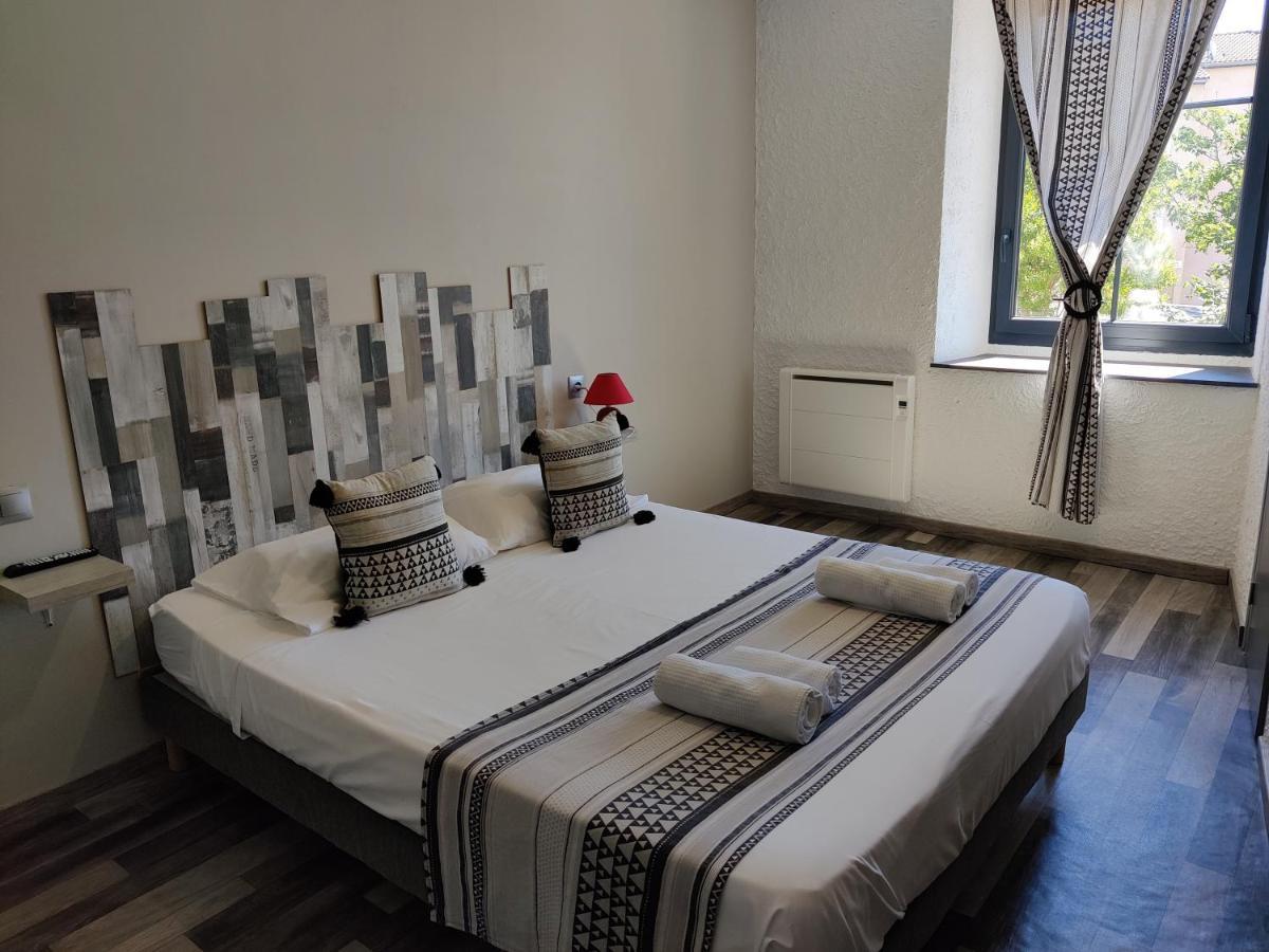 Hotel Les Voyageurs - Voguee Εξωτερικό φωτογραφία